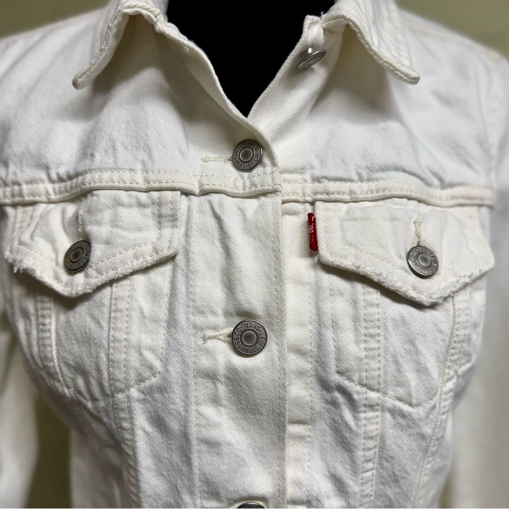 Levi's Women’s White Denim Trucker Jacket, Size M